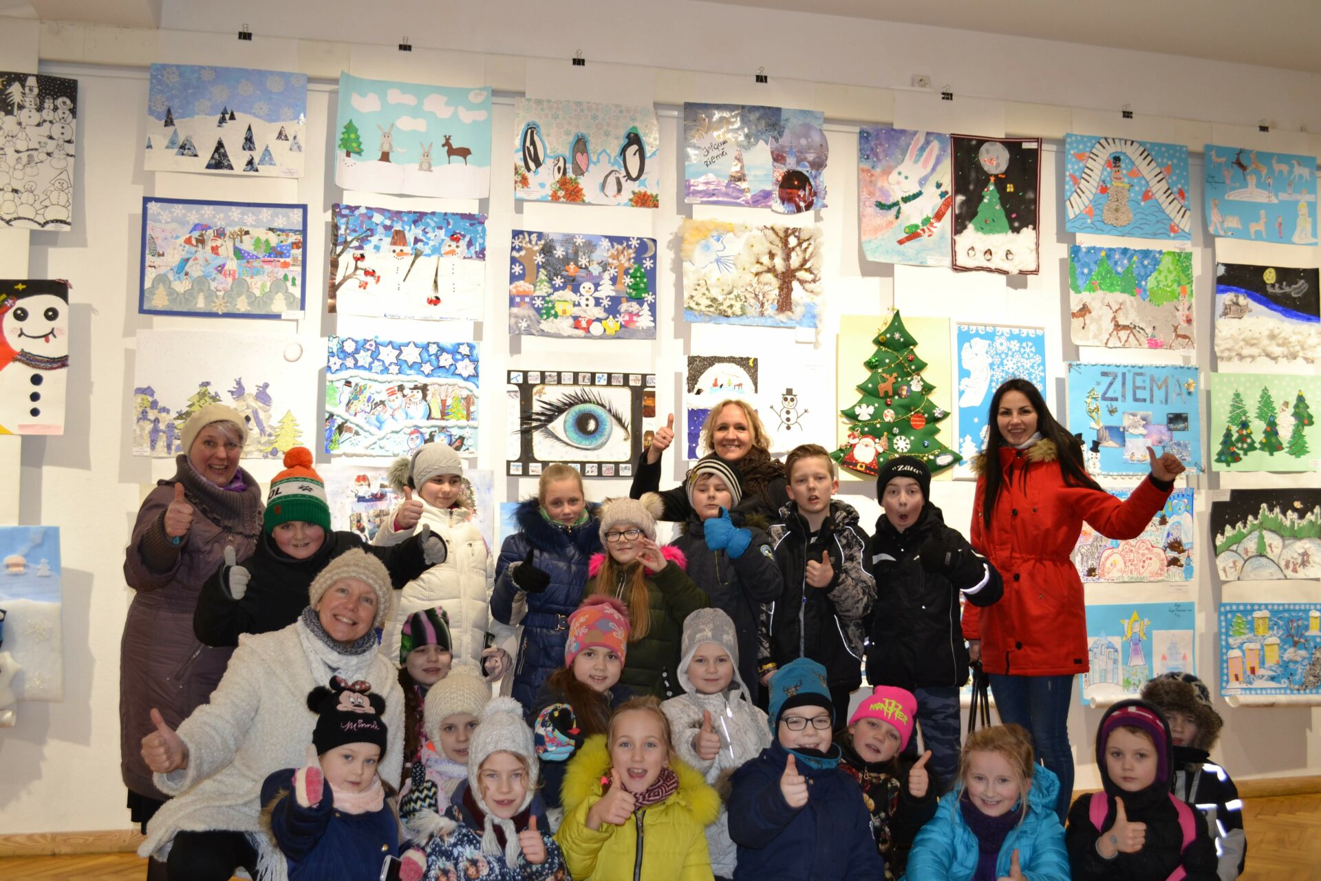 Birzgales pamatskolas skolēni ledus skulptūru festivālā