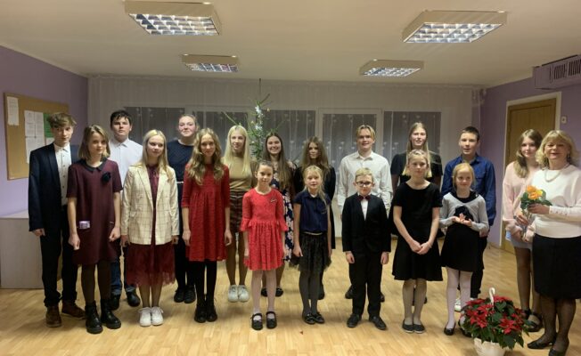 Skolotājas Sandras Siliņas audzēkņu koncerts mūzikas skolā