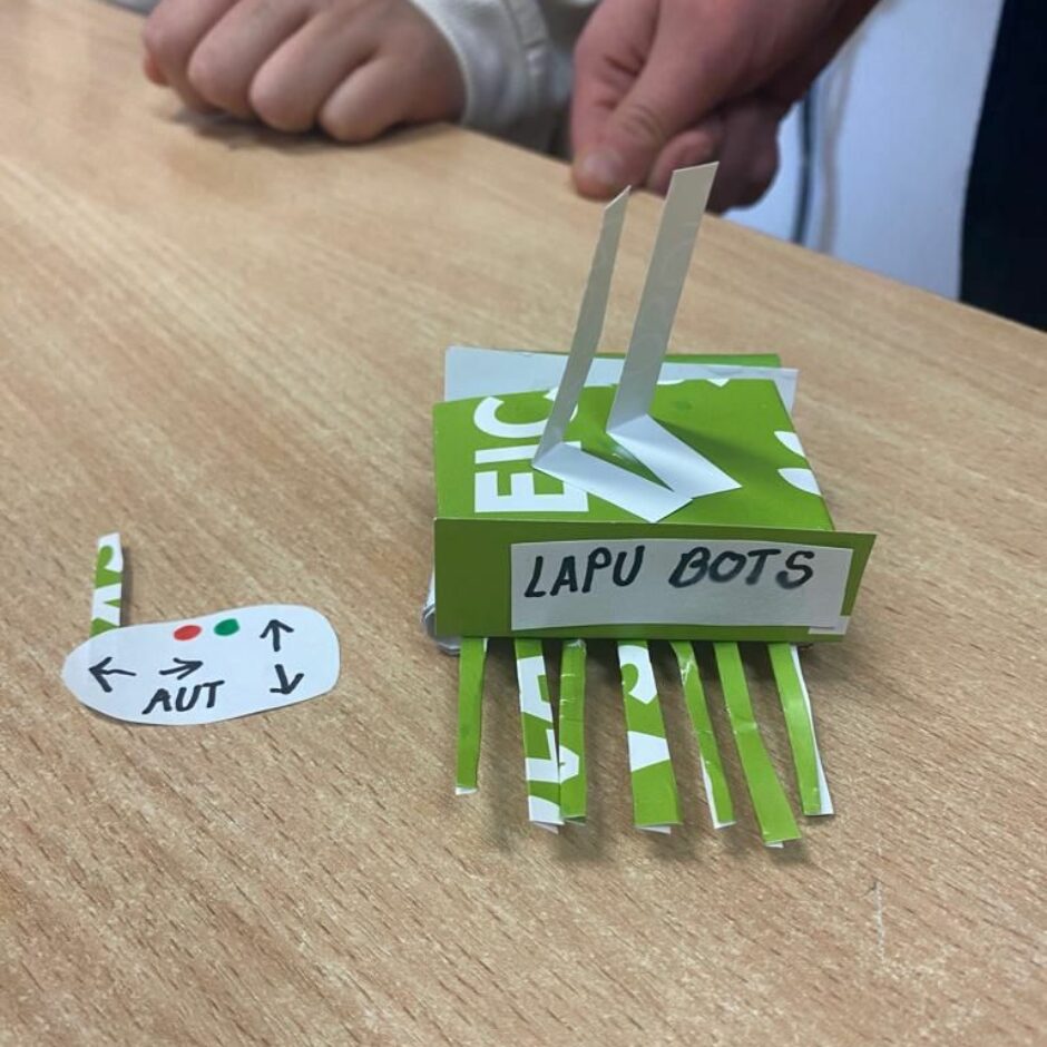 Skolēni Karjeras nedēļas pasākumā