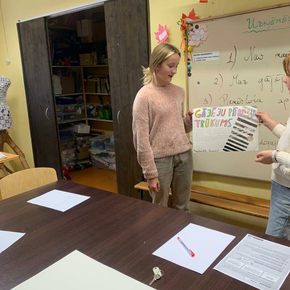 Skolēni Karjeras nedēļas pasākumā