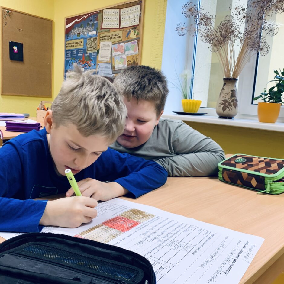 1.-2.klašu skolēni 