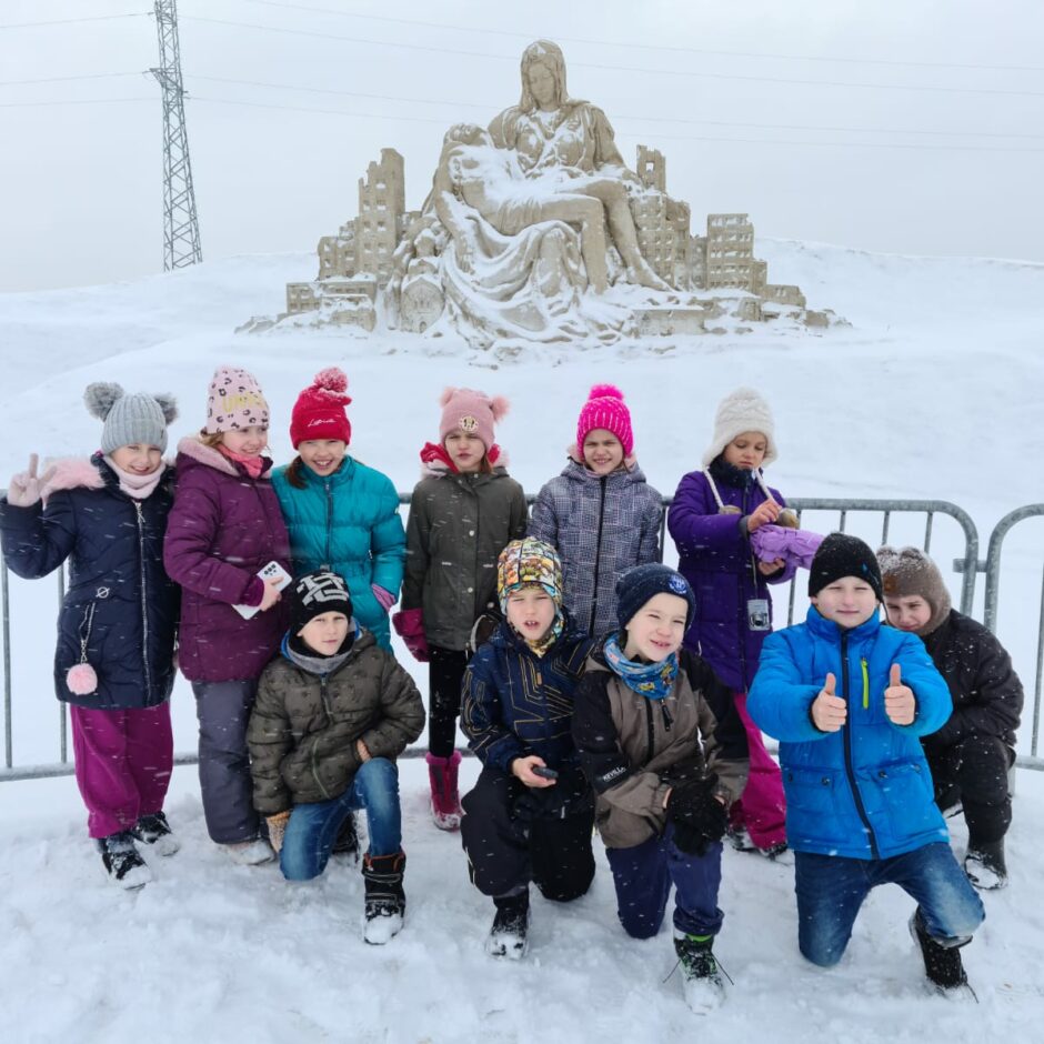 2. un 3.klase Ledus skulptūru festivālā