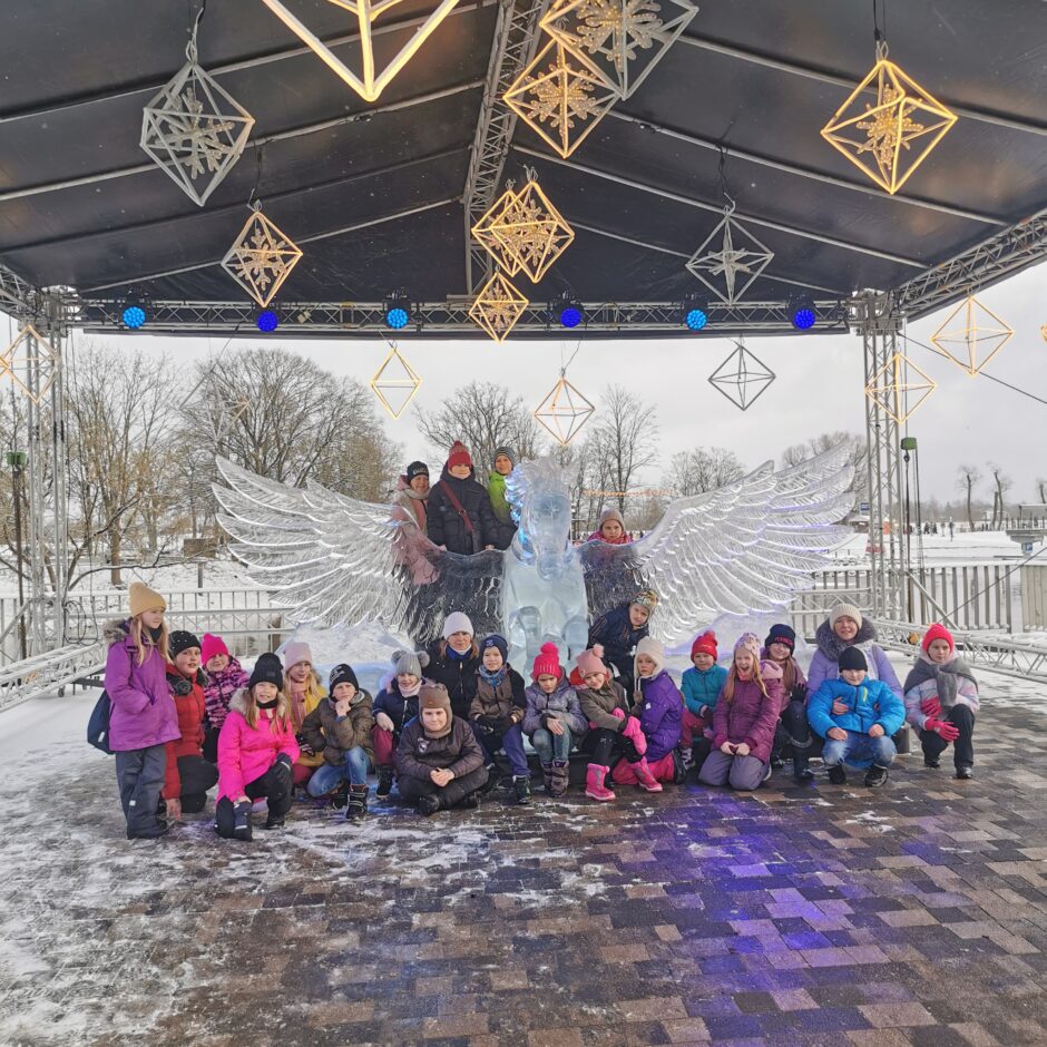 2. un 3.klase Ledus skulptūru festivālā