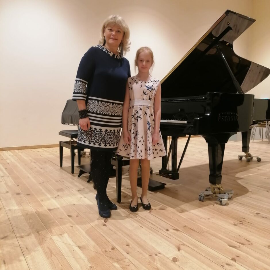 Klavieru skolotāja Sandra Siliņa