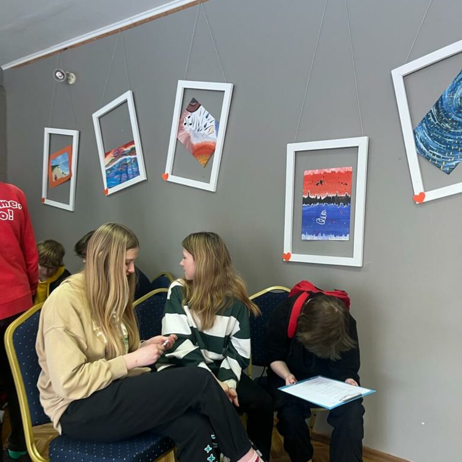 7.klase organizē viktorīnu