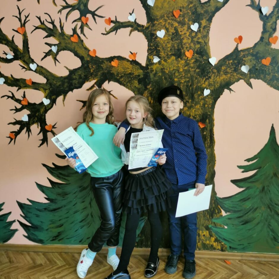 Skatuves runas konkurss