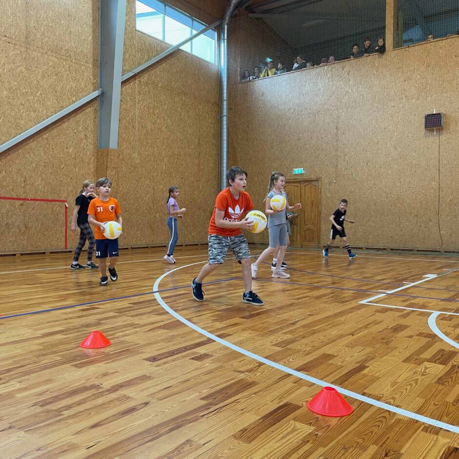 Dodžbola sacensības