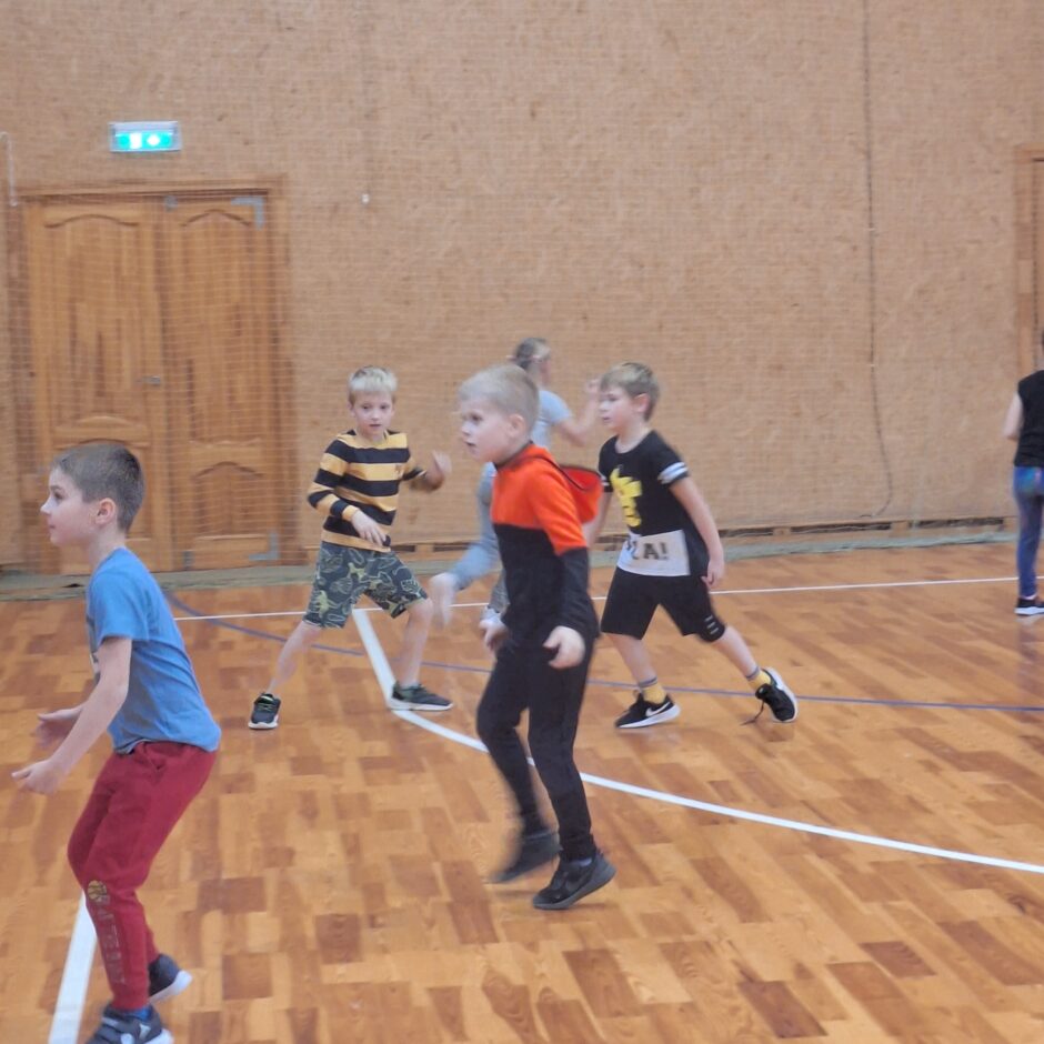 Dodžbola sacensības