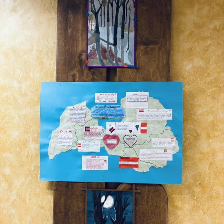 Valsts svētku svinības skolā