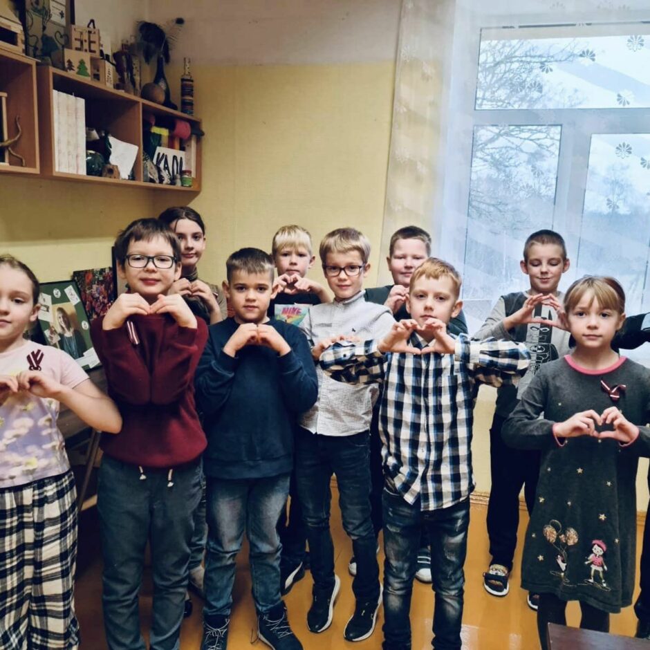 Valsts svētku svinības skolā