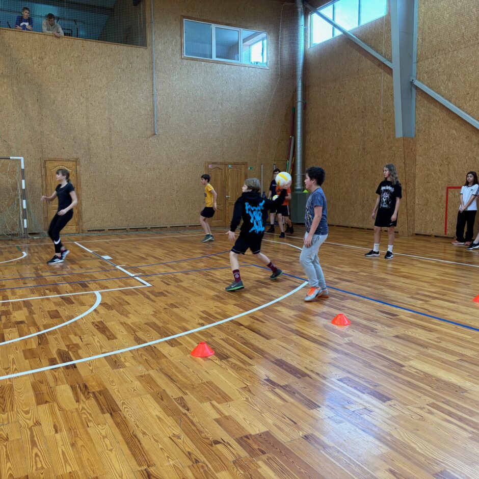 Dodžbola sacensības