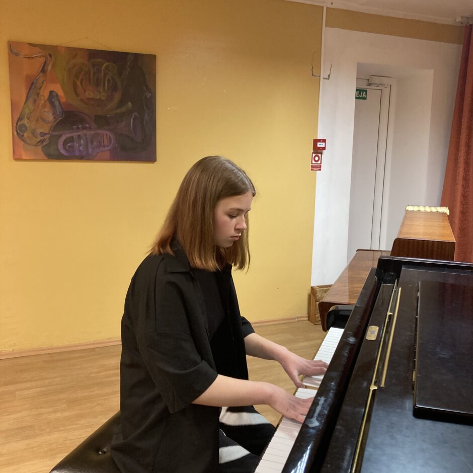 Jauno pianistu konkurss