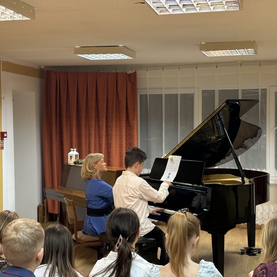 Klaviermūzikas koncerts