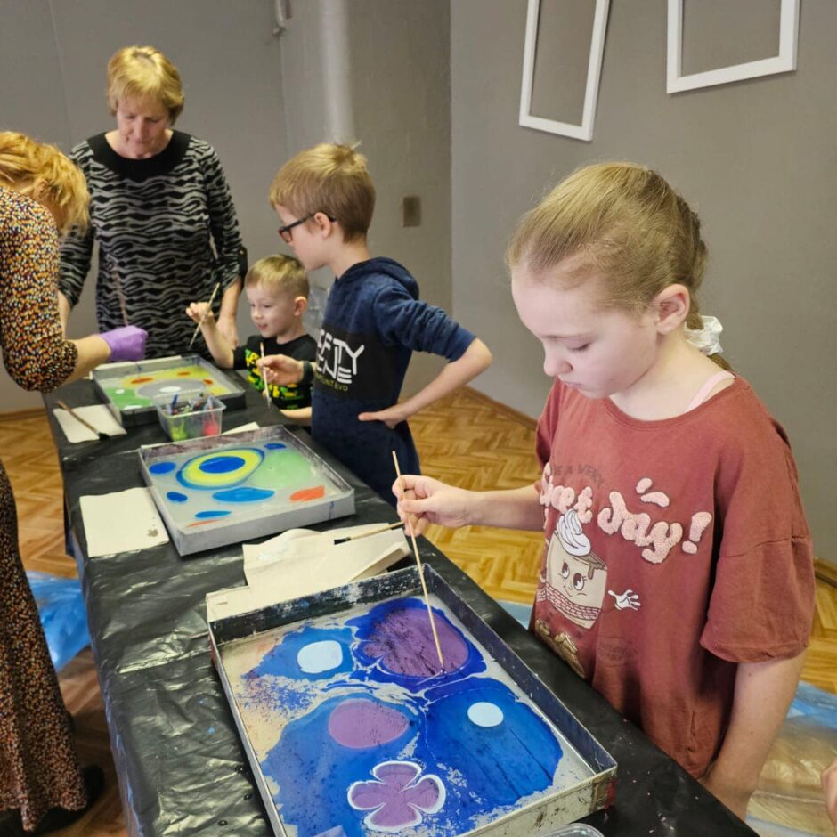 Ebru gleznošanas māksla