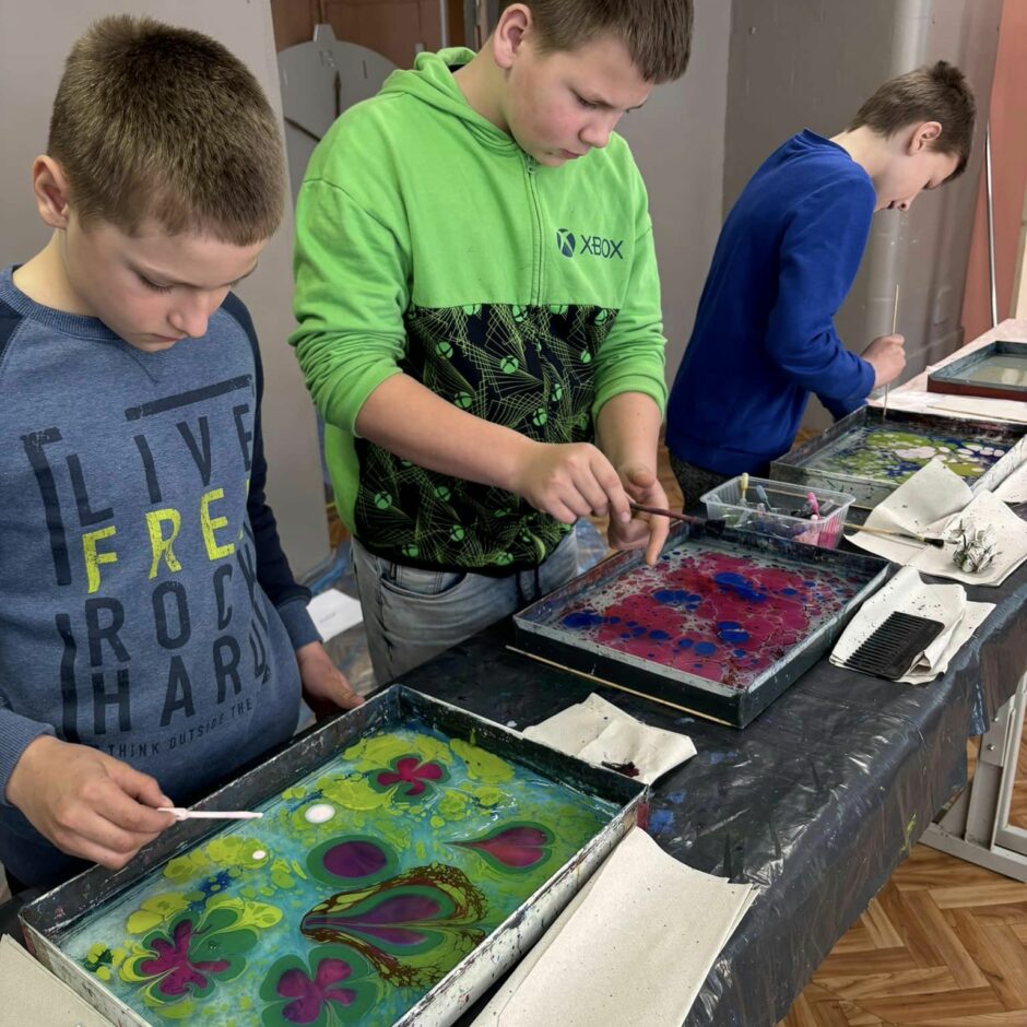 Ebru gleznošanas māksla