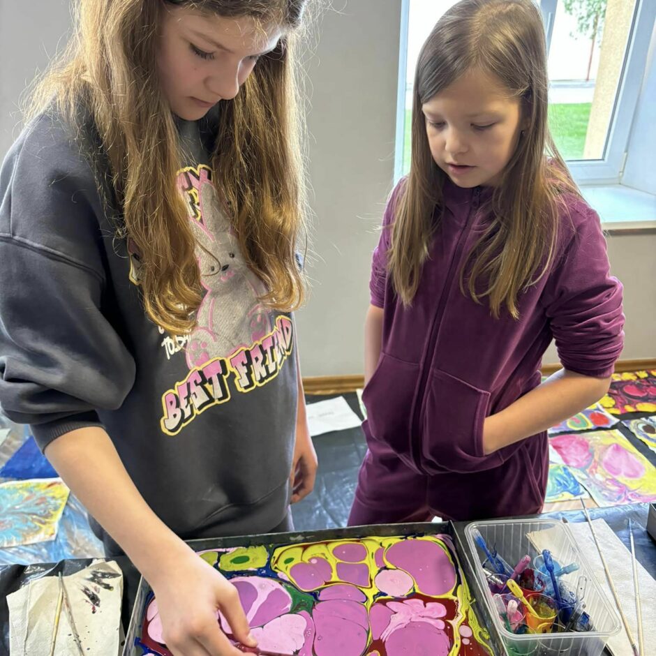 Ebru gleznošanas māksla