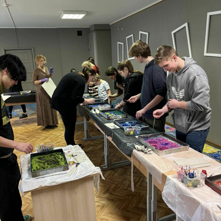 Ebru gleznošanas māksla