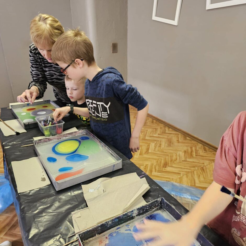 Ebru gleznošanas māksla