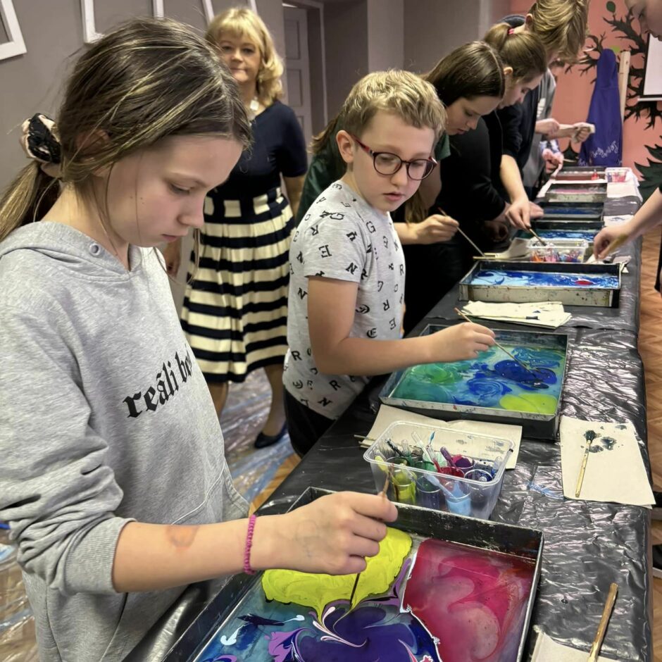 Ebru gleznošanas māksla