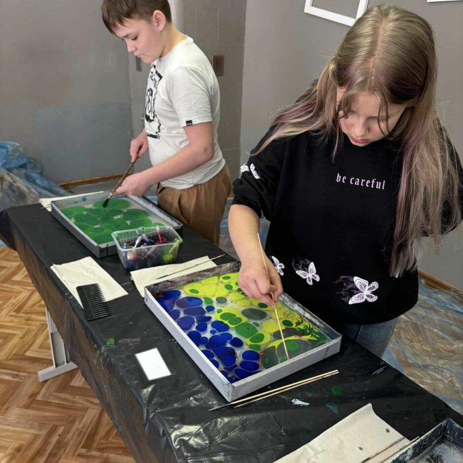 Ebru gleznošanas māksla