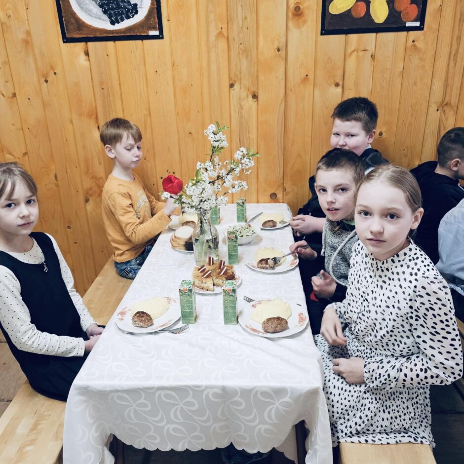 Baltā galdauta svētki