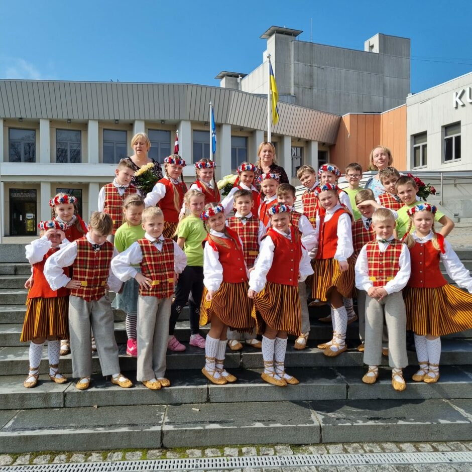 Deju kolektīvu skate