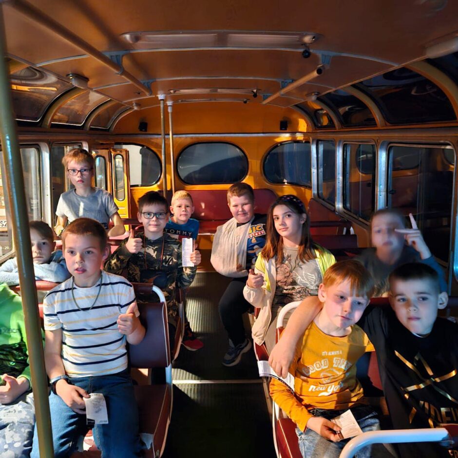 2.klase apmeklē Rīgas motormuzeju