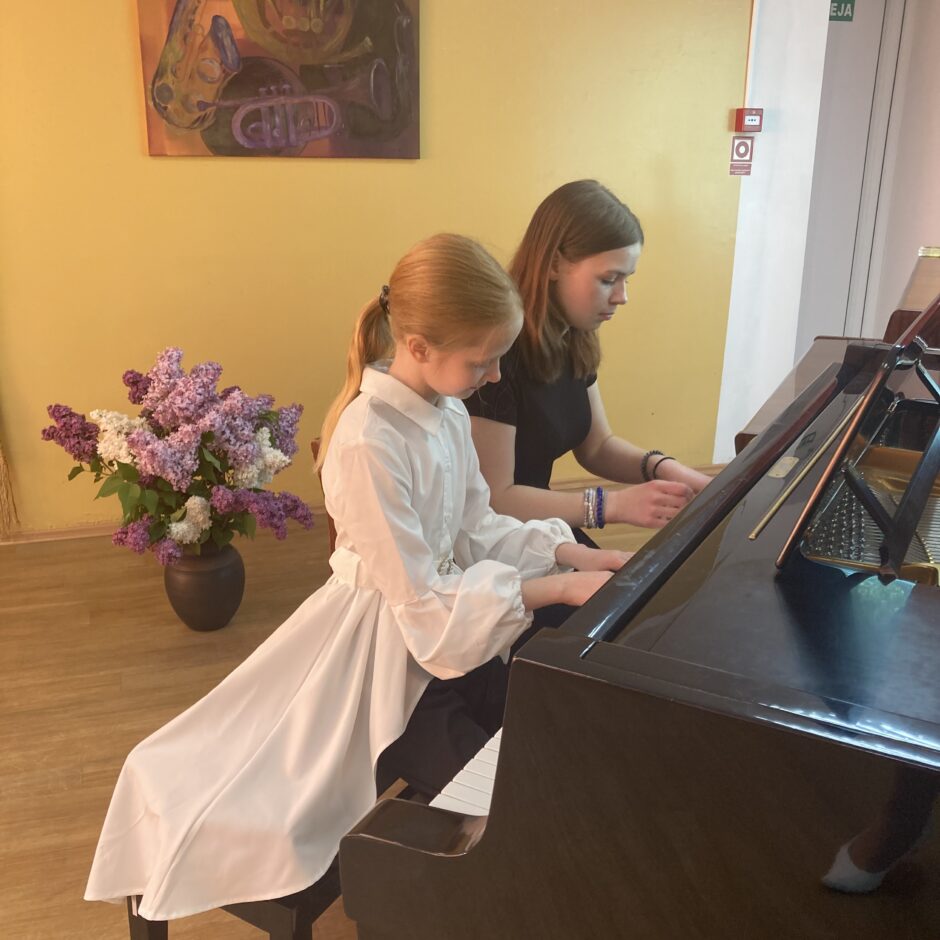 skolotājas Sandra Siliņas audzēkņu Klaviermūzikas koncerts,