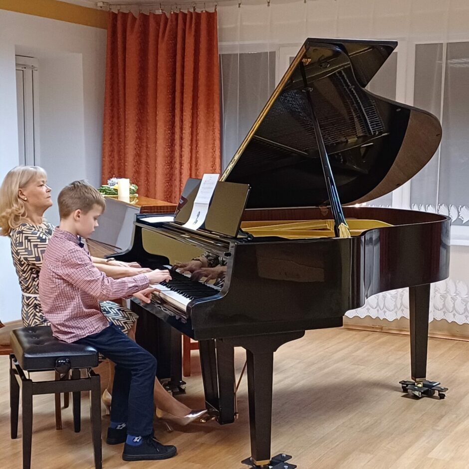 Klaviermūzikas koncerts