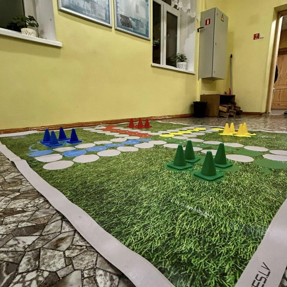 Absolventu dāvinājums skolai
