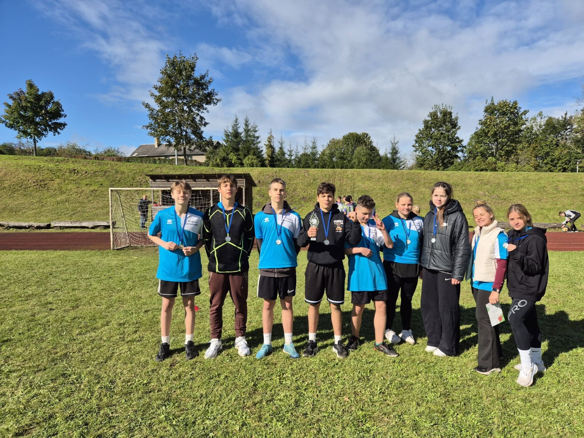 Futbola sacensības