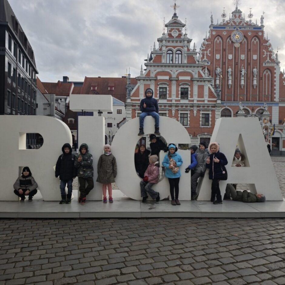 Leļļu teātra izrāde