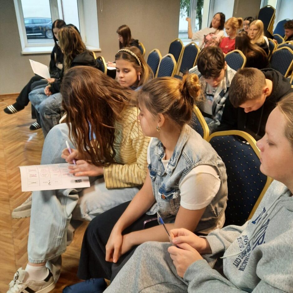 Kā izdzīvot sociālajos tīklos?