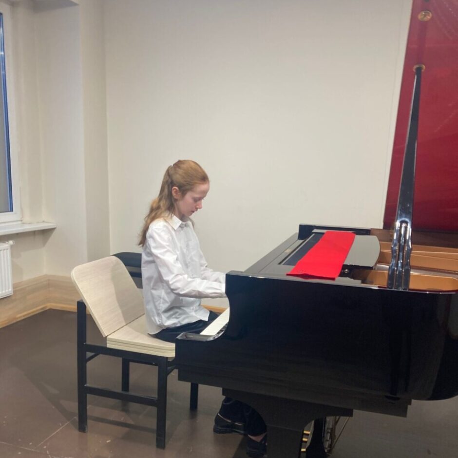 Valsts konkurss klavierspēlē