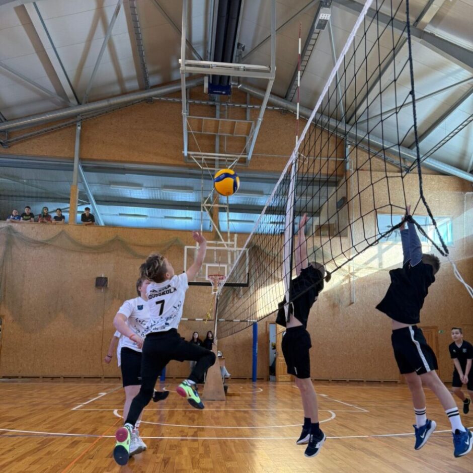 Volejbola sacensības