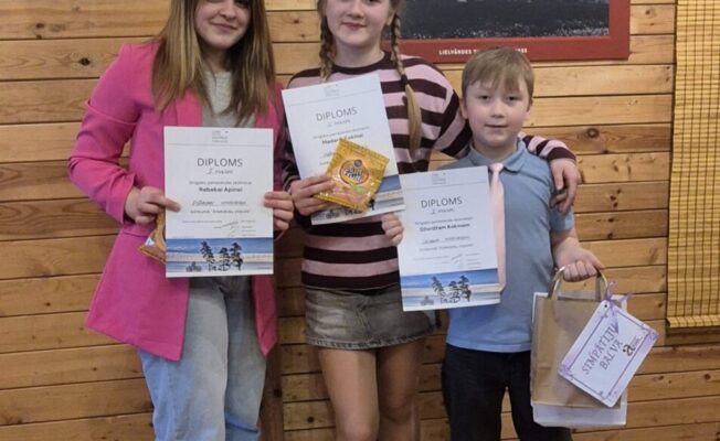 Birzgales pamatskolas skolēni plūc laurus konkursā 